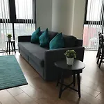 Perfect For Work Or Leisure, This 12Th Floor Apartment Near The City Centre Provides Stunning Panoramic Views Of Sheffield